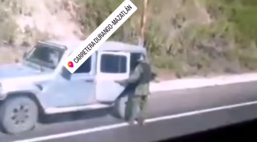 Despojan a mano armada vehículos en la carretera Durango-Mazatlán