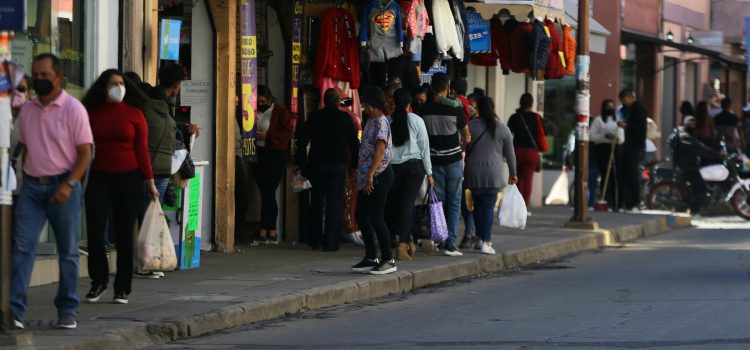 Reportan bajas ventas los pequeños comerciantes en el Buen Fin