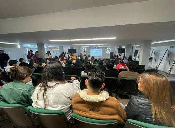 Celebran el Primer Encuentro de Científicas en la Ciencia