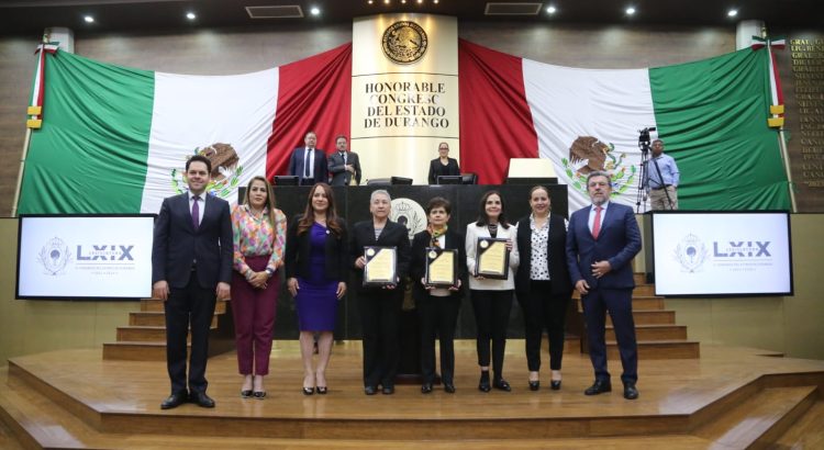 Reconocen a mujeres destacadas: Congreso del Estado