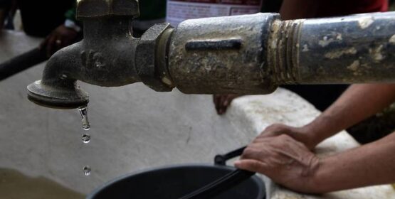 Un total de 22 comunidades sufren desabasto de agua
