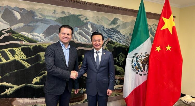 Gobernador de Durango de gira por China