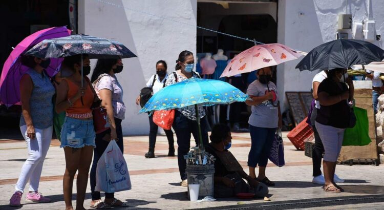 Recomiendan evitar golpes de calor