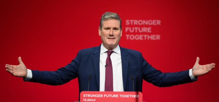 Keir Starmer asume el liderazgo del Reino Unido tras histórica victoria del Partido Laborista