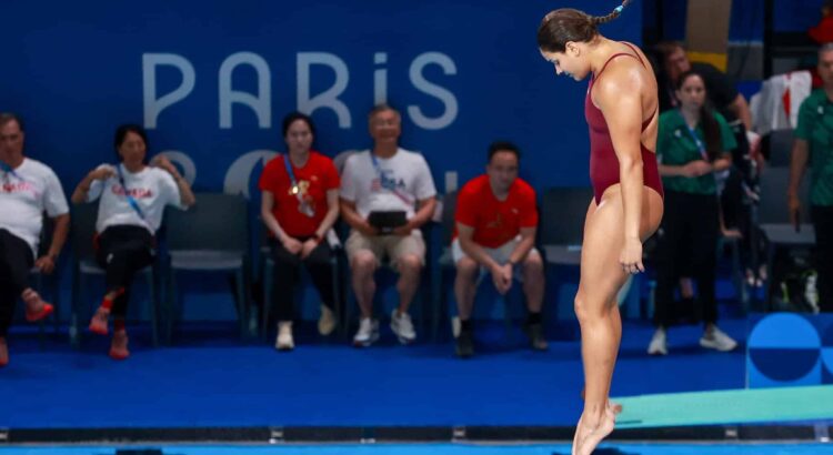 La clavadista mexicana Aranza Vázquez termina tercero y avanza a la final