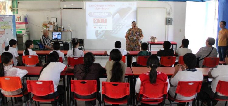 Imparten charlas sobre la “Ley Olimpia” en escuelas