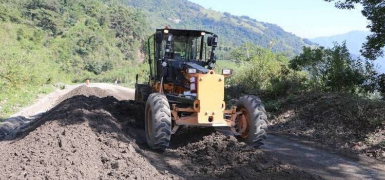 Detienen obras en la sierra por hechos de violencia