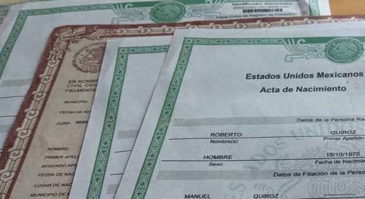 Dan sentencia a implicada en alterar actas de nacimiento