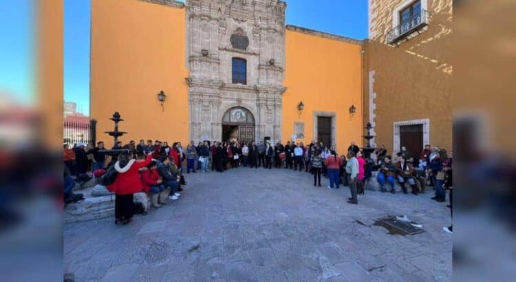 Presenta emplazamiento a huelga el SPAUJED