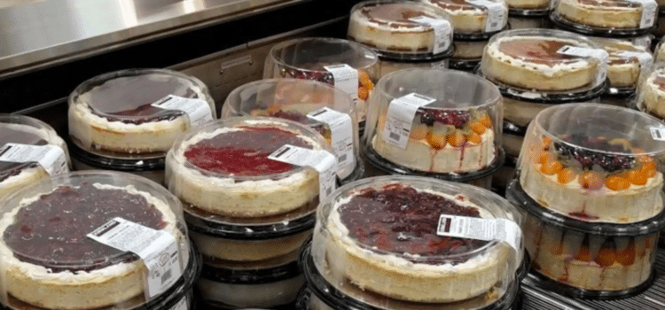 Alertan por revendedores de pasteles de Costco en Durango