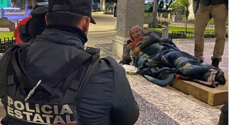 Realizan operativo para proteger a personas vulnerables del frío