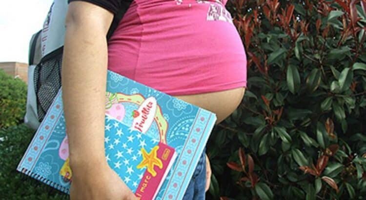 Pedirán que el embarazo adolescente sea un problema de salud pública