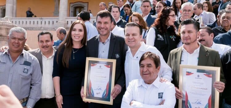 Conmemoran el Día del Trabajo en Durango