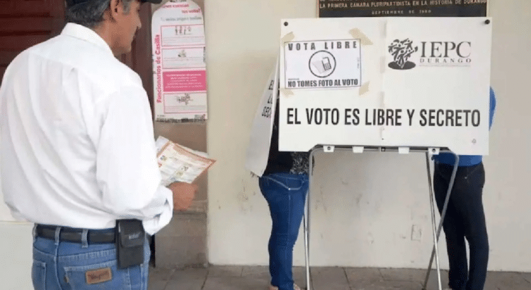 Celebran proceso electoral en calma en Durango