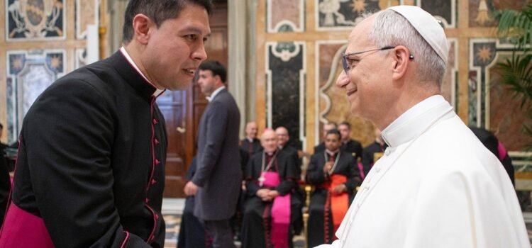 Ciudadano duranguense coordinará los viajes del Papa León XIV