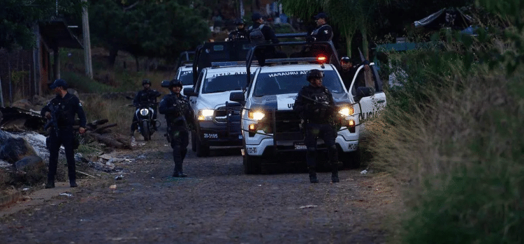 Roban 33 toneladas de oro y plata