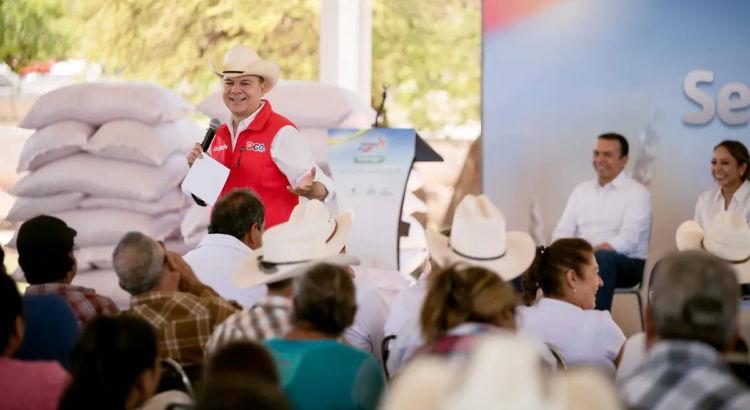 Mantienen el impulso al campo duranguense Mantienen el impulso al campo duranguense