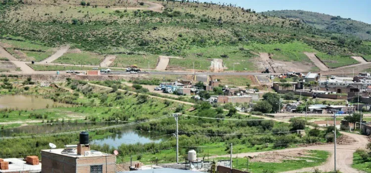 Presa del Hielo opera sin riesgo para la población: Protección Civil