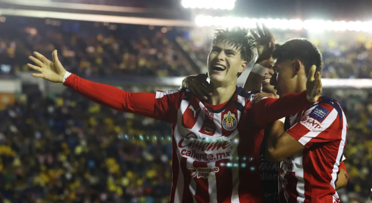 Chivas se imponen 2-1 al América en el Clásico Nacional