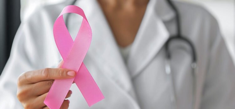 Detectan 130 nuevos casos y 105 defunciones por cáncer de mama en Durango