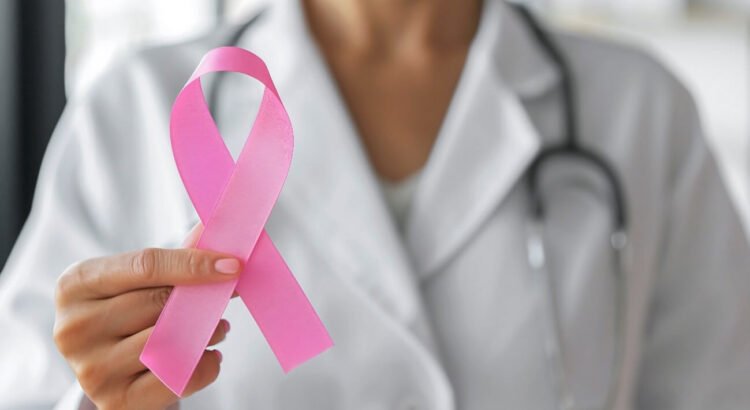 Detectan 130 nuevos casos y 105 defunciones por cáncer de mama en Durango