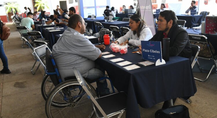 Realizan ferias de empleo incluyentes en Durango