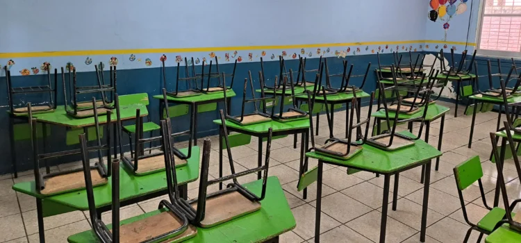 Madre denuncia que su hijo fue amenazado con navajas en primaria Madre denuncia que su hijo fue amenazado con navajas en primaria