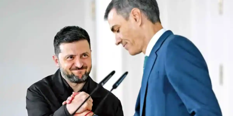 Confirma España nuevo apoyo financiero y militar para Ucrania Confirma España nuevo apoyo financiero y militar para Ucrania