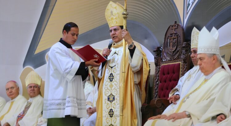 “La Navidad va más allá del consumismo; es un llamado a la reflexión interior”, destaca el Arzobispo