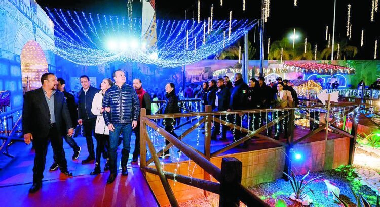 Espectáculo de luces marca el inicio de la Feria Navideña 2025 en Durango
