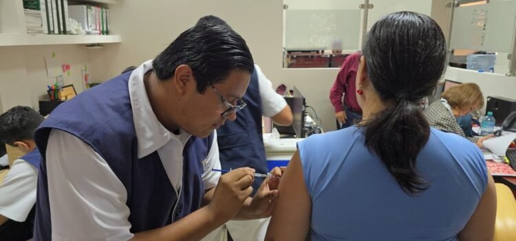 Invitan a vacunarse contra la influenza en este inicio de la época invernal