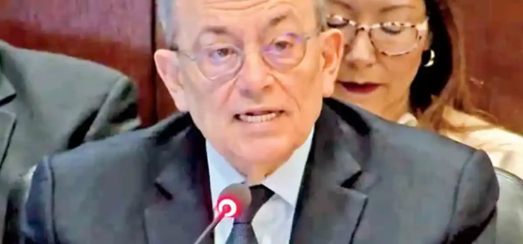 Chocan México y Perú en la OEA