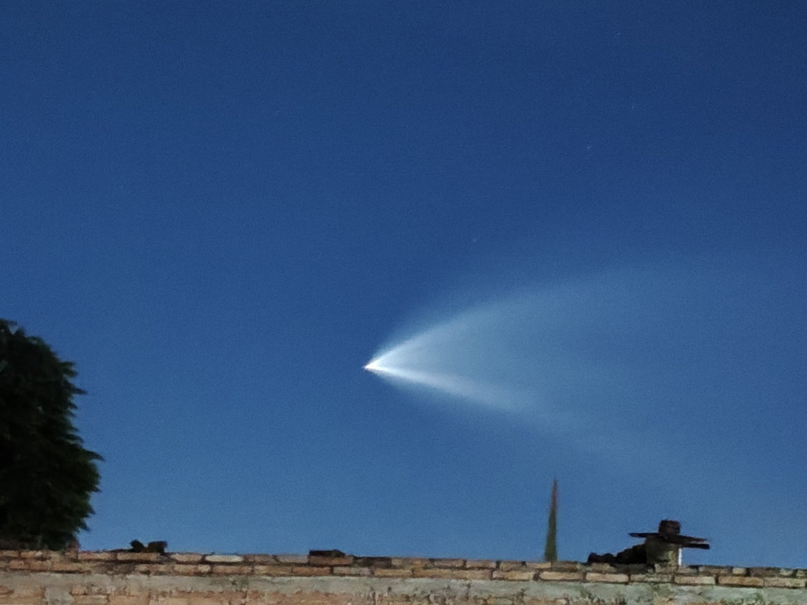 Un cohete sorprende e ilumina el cielo de Durango