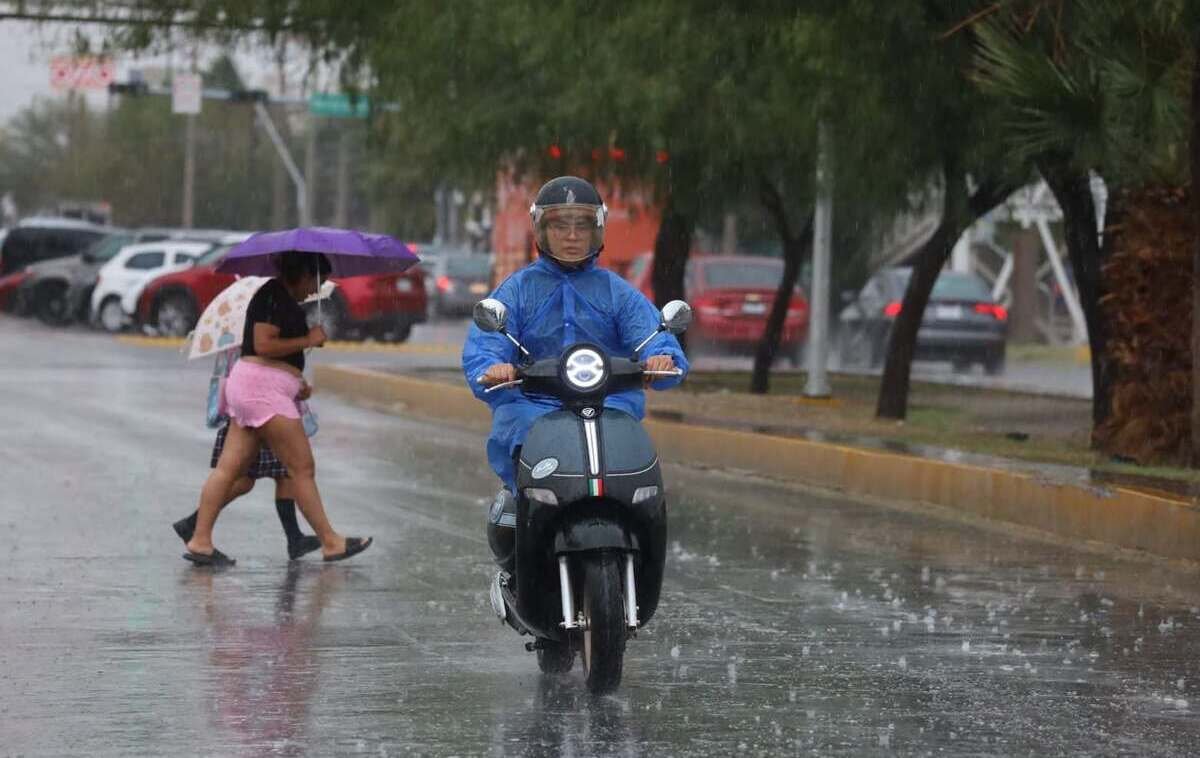 Huracán Simón pone bajo alerta a cuatro municipios de Durango por posibles lluvias